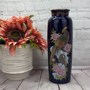 vintage Kutani vase from the showa period with floral and birds